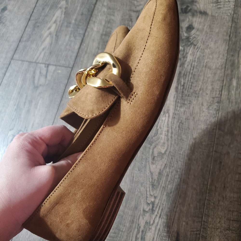 Madden NYC- Chic Tan Loafers with Gold Chain Detail - Picture 12 of 15